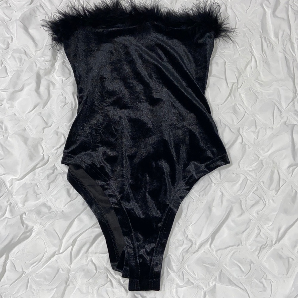 Shein Fuzzy Trim Velvet Tube Bodysuit